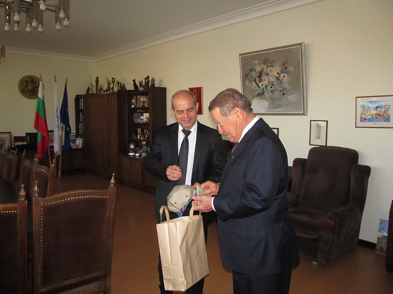 Милиардерът Игнат Канев се срещна с кмета Пламен Стоилов