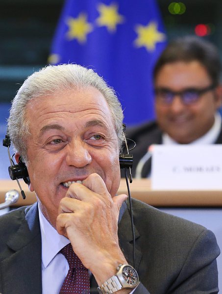Димитрис Аврамопулос е номиниран за комисар по миграцията