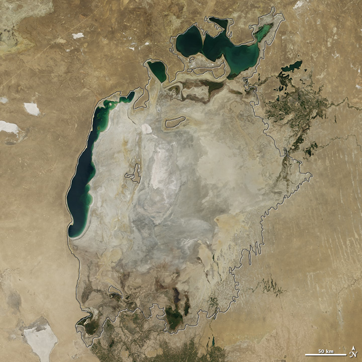 Аралско море почти пресъхна (снимки)