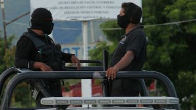Убитите студенти в Мексико били сбъркани с конкурентна банда