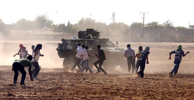 Ожесточават се боевете с джихадистите в Кобане