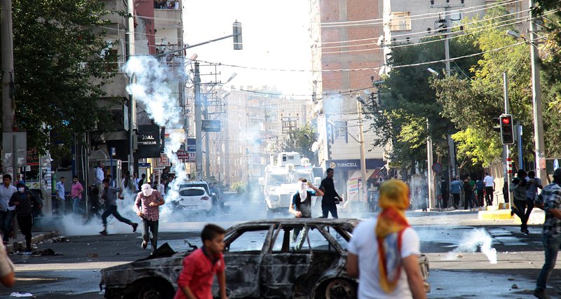 15 души загинаха при протести на кюрди в Турция