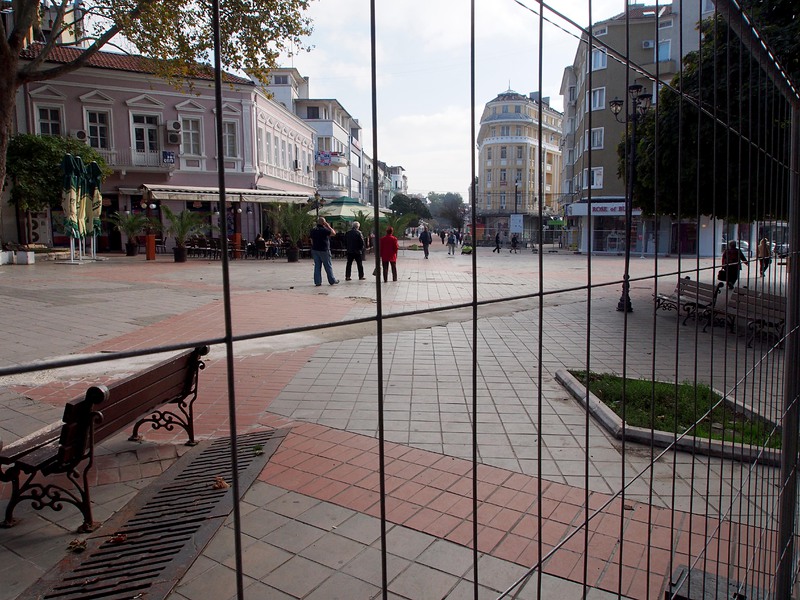 В момента се работи в района на площад „Независимост“
