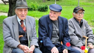 Българките в добро здраве до 67.5 г., мъжете  - до 64 г.