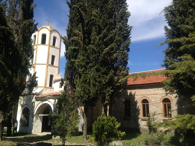 4 манастира и над 250 църкви в Асеновградско