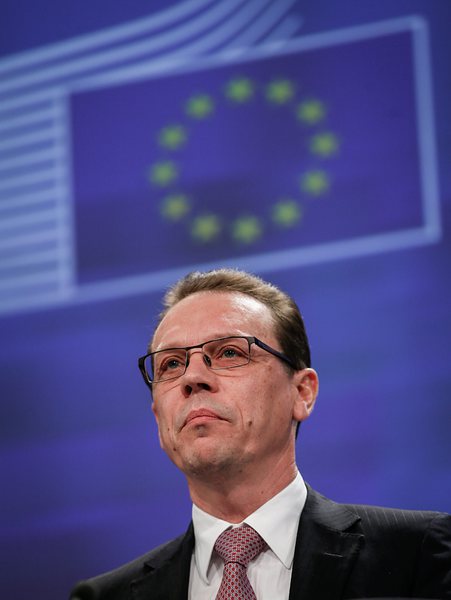 Европейските министри на финансите ”убиха” банковата тайна
