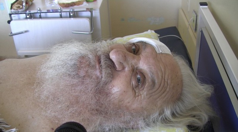 Отец Иван от Нови хан е тежко ранен при катастрофа (видео)
