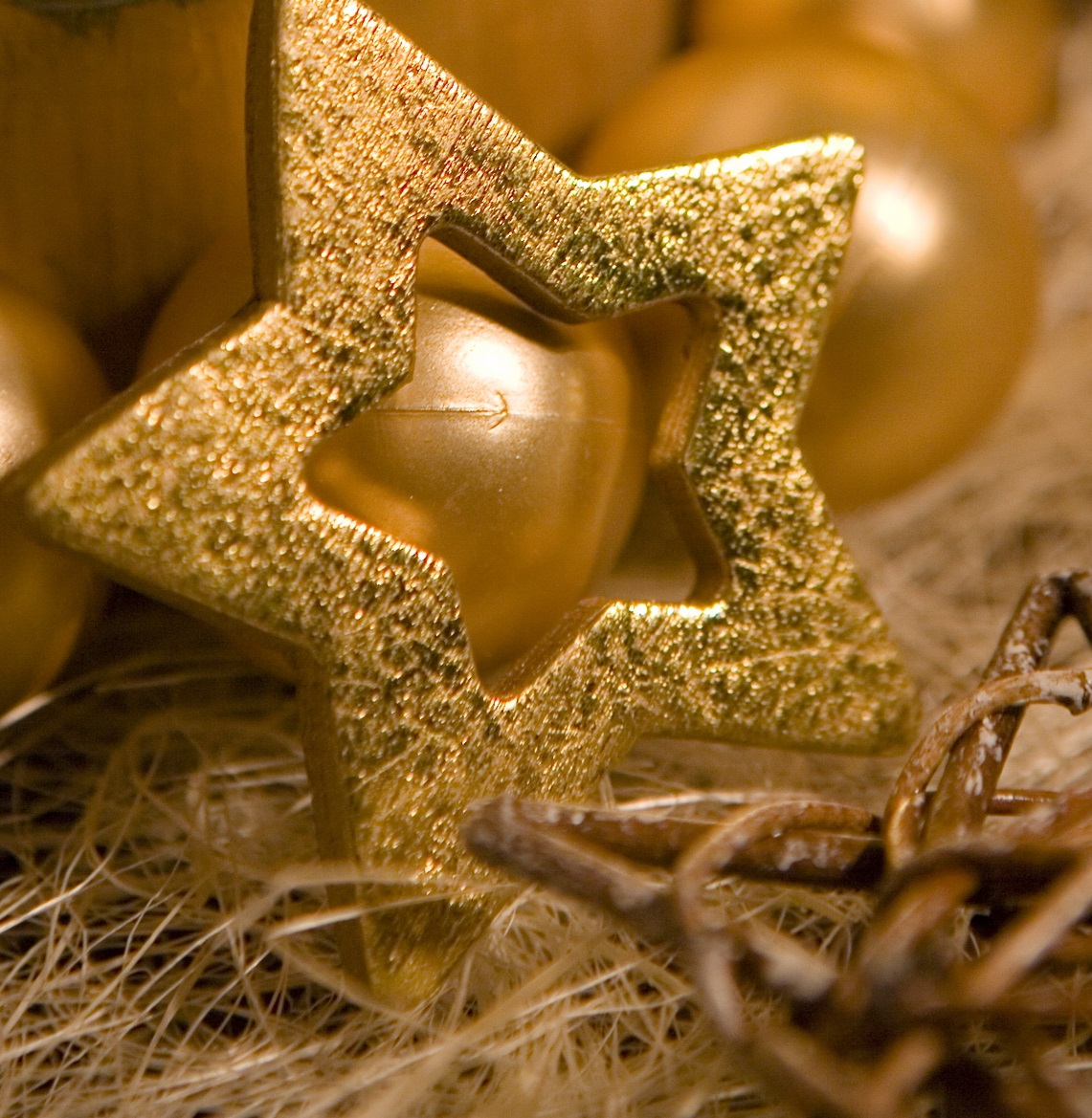 По 4 почивни дни за Коледа и Нова година