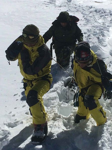 Няма връзка с най-малко 100 планинари в Непал