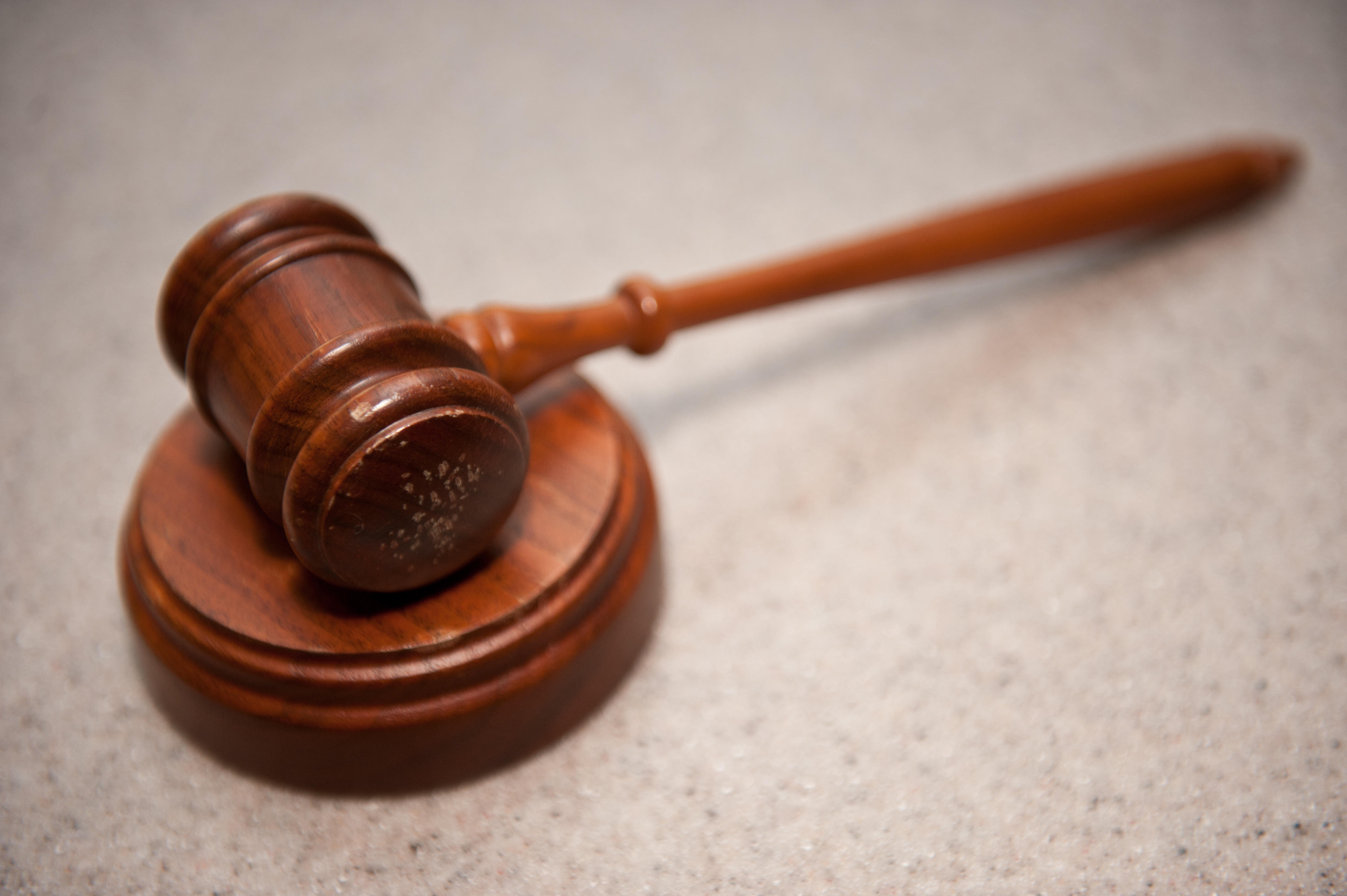 Съд в Шумен постанови развод по искане на мъж, който 10 години не е виждал половинката си