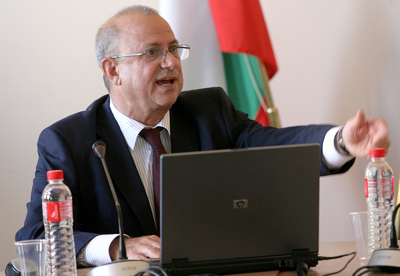 Йордан Христосков представи предложенията за пенсионна реформа