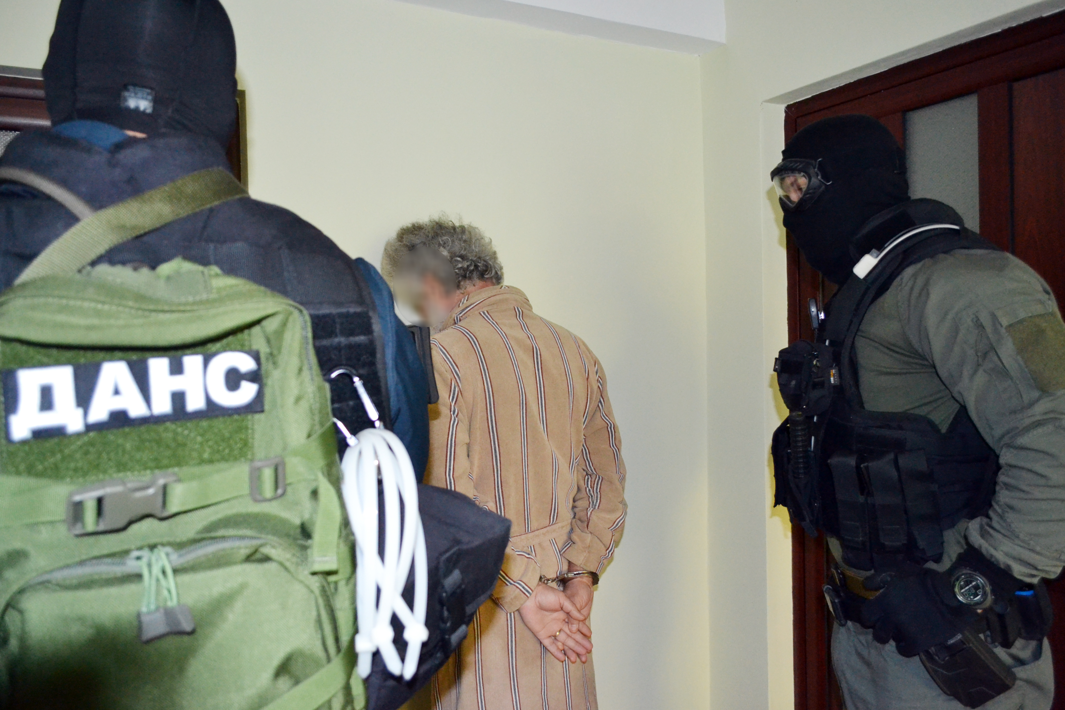 Арести за злоупотреби в болницата в Карлуково