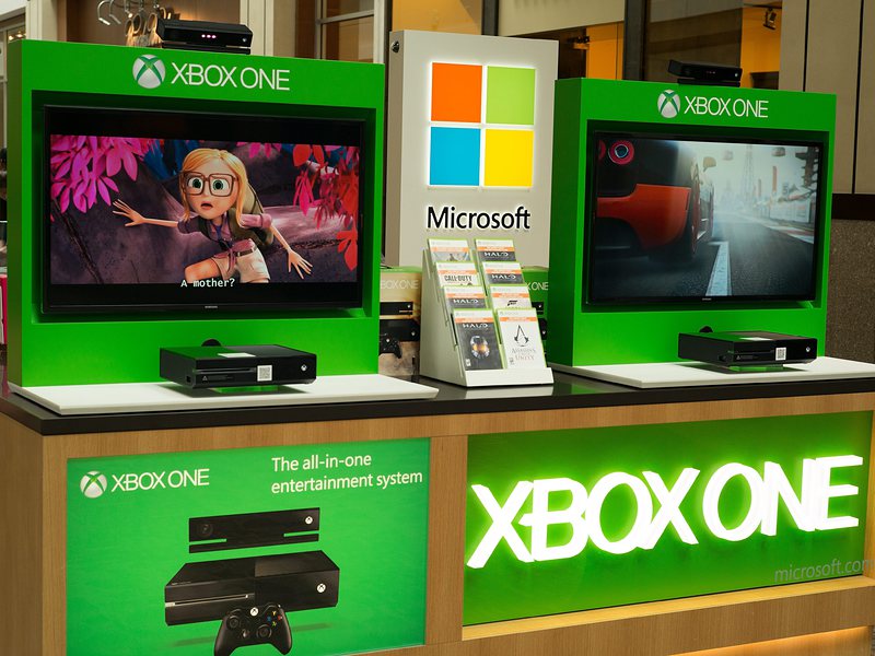 Microsoft намалява цената на Xbox One в САЩ