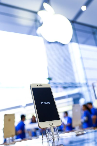 Apple се готви да продава продуктите си в Иран
