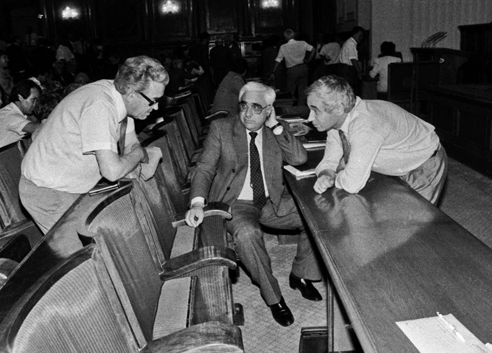 1990 – Станко Тодоров, Андрей Луканов и Желю Желев в в Пленарна зала на Великото народно събрание