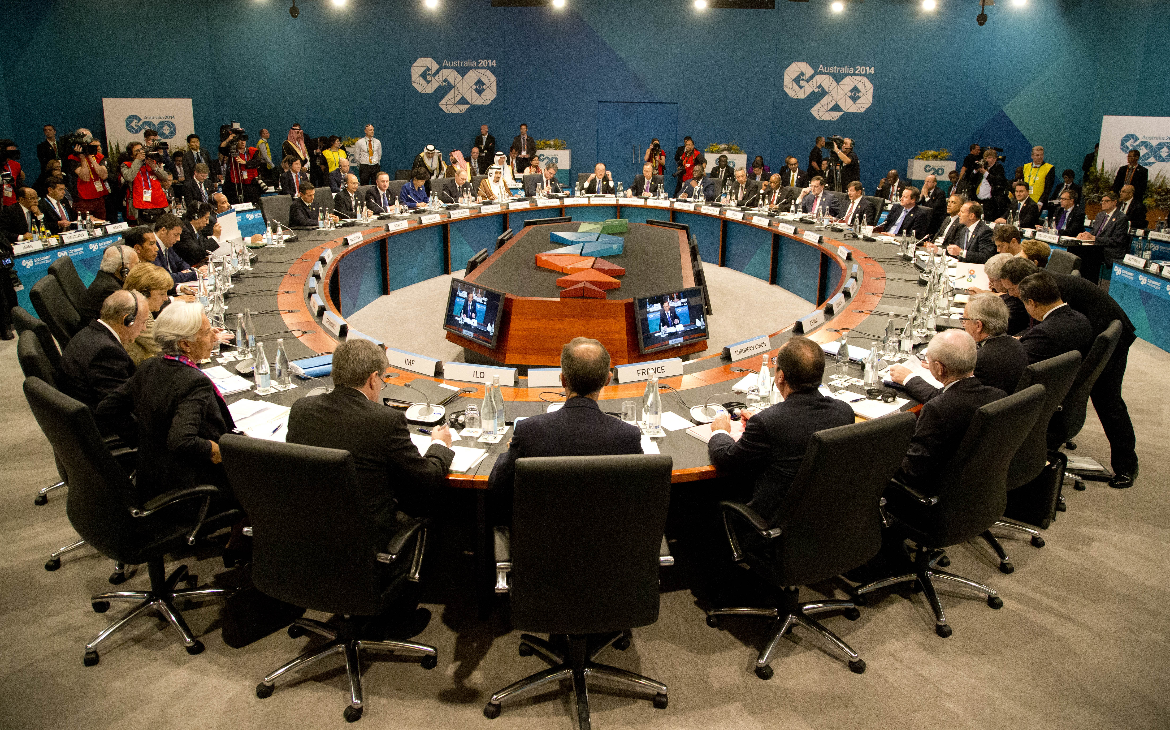 Г20 вдигат растежа, ограничават корупцията