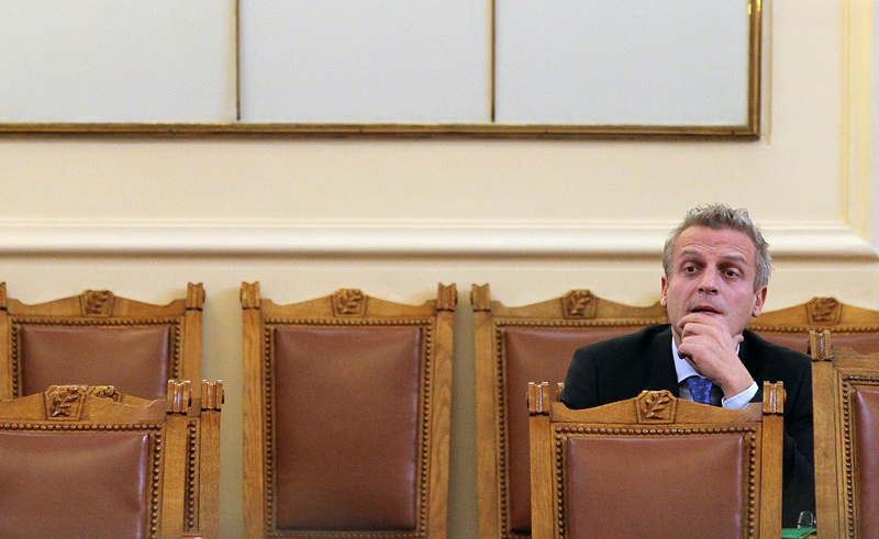 ДПС изпаднаха в парламентарна изолация, заяви Петър Москов