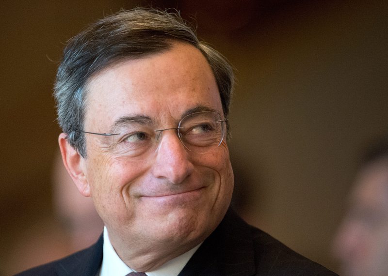ЕЦБ преразгледа и към голямо повишение прогнозата си за инфлацията в еврозоната, каза Марио Драги