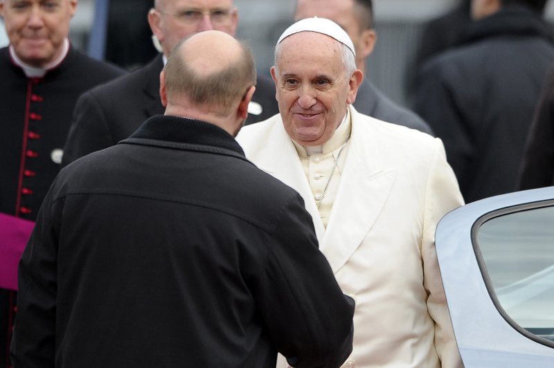 Посещението на папата е при засилени мерки за сигурност
