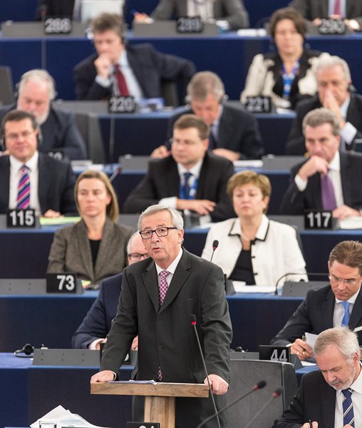 Юнкер оповести план за инвестиции от 315 млрд. евро в ЕС
