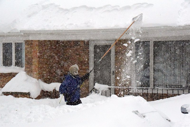Метеоролозите предупредиха, че снежната покривка може да достигне 10 сантиметра