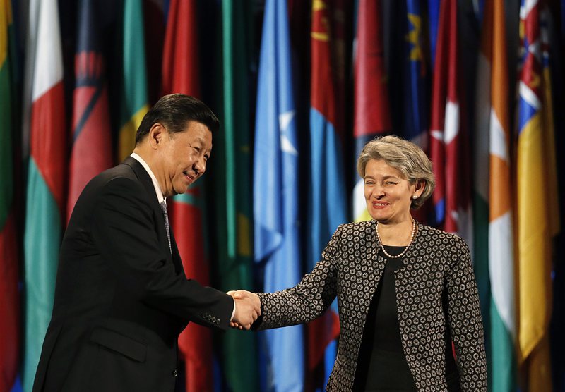 Си Цзинпин стана първият китайски президент, посетил централата на ЮНЕСКО