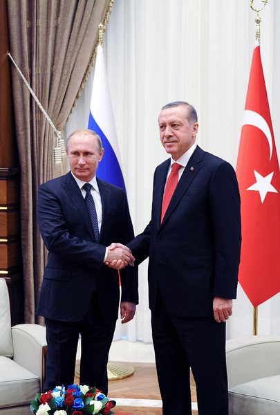 Ердоган посрещна Путин в двореца си в Анкара
