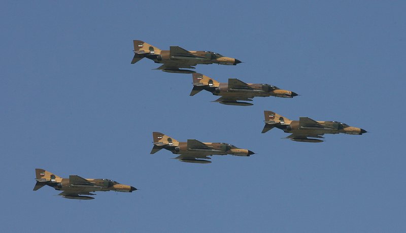 Иранска бойна авиация се готви за удари по позиции на ”Ислямска държава” в Ирак