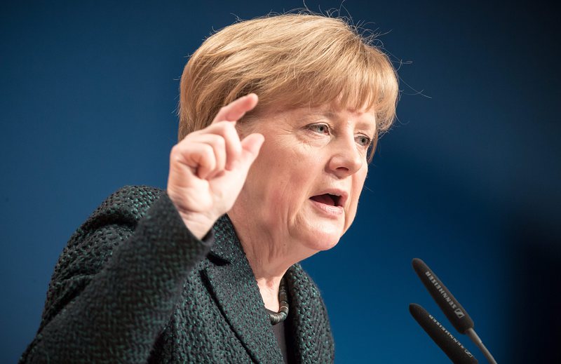 Ангела Меркел: Германия иска Гърция да остане в еврозоната