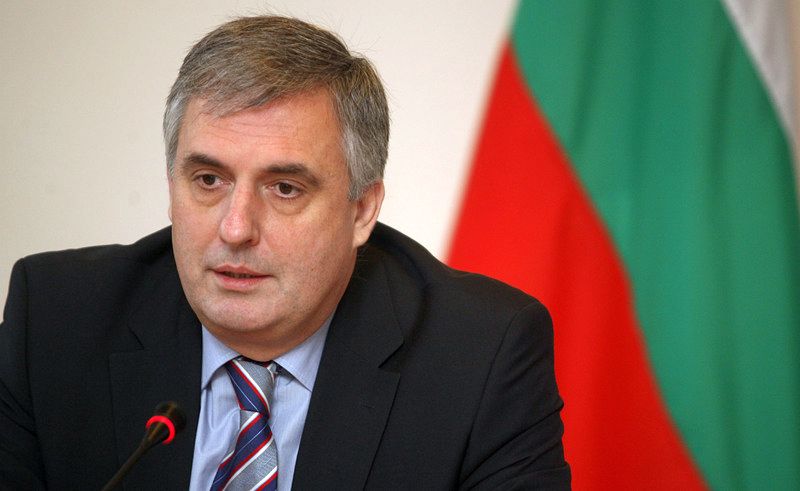 Калфин: Прибързано е решението за избора на пенсионен фонд