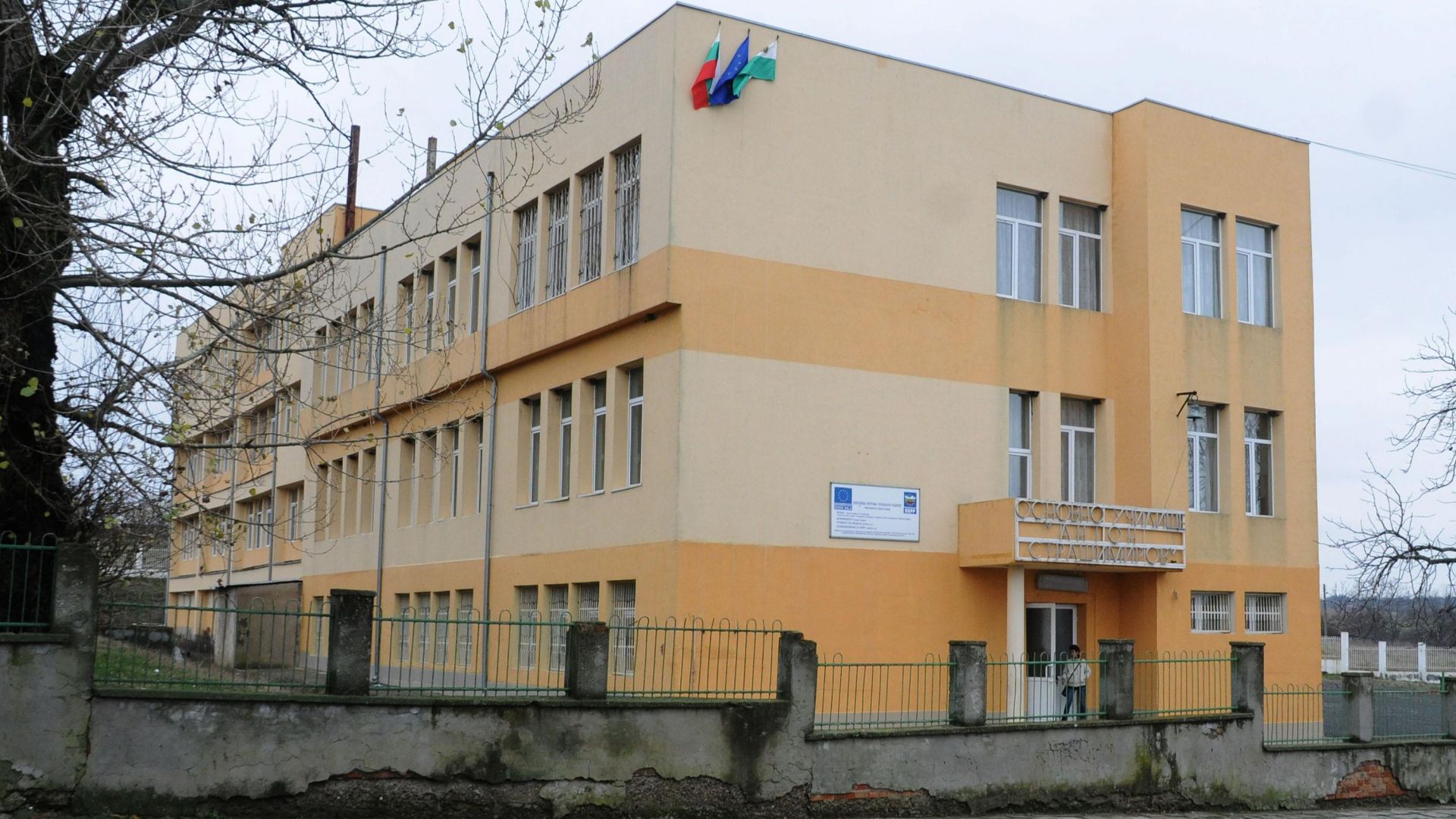 Четвърти ден продължава издирването на двамата избягали от затвора молдовци