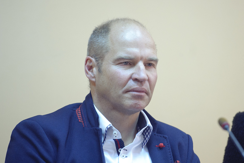 Марк Жирардели ще съветва министър Ангелкова