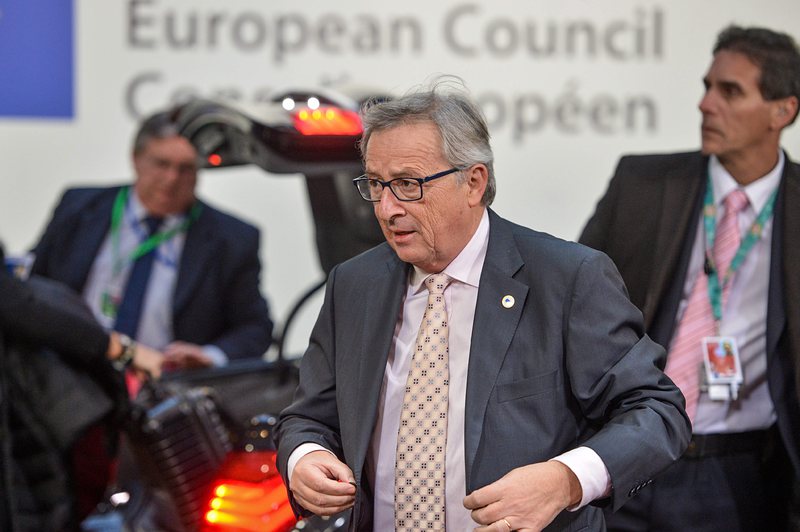 ЕС одобри плана ”Юнкер” за стратегически инвестиции