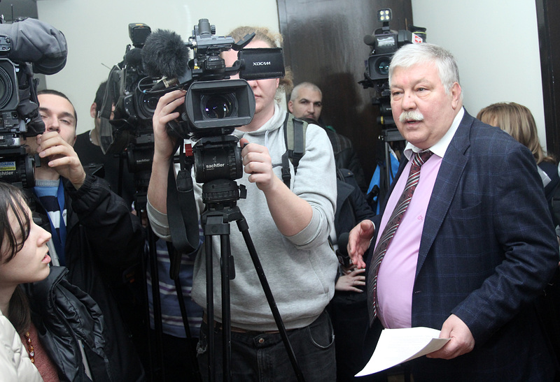 Ген. Стоян Тонев напуска парламента (обновена)
