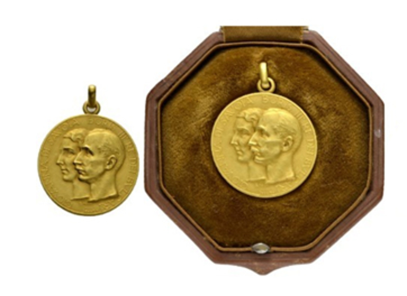 6500 евро за сватбения медал на цар Борис III