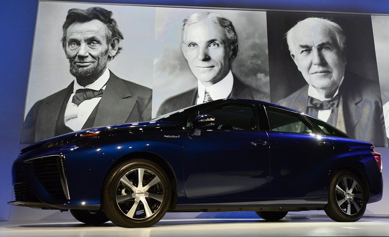 Toyota дава на конкурентите си достъп до ”водородни” патенти