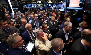 Прибиране на печалби в Европа, еврото поскъпва