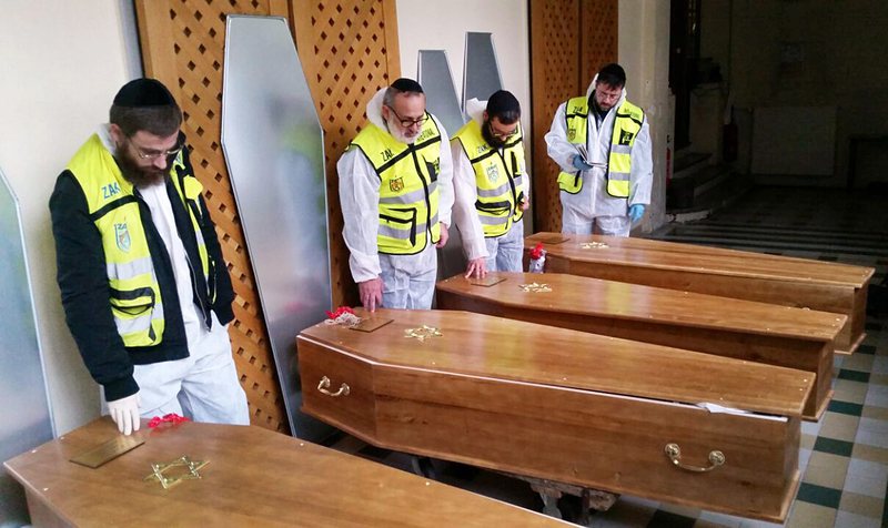 В Париж и Ерусалим погребаха жертви от атентатите (снимки)