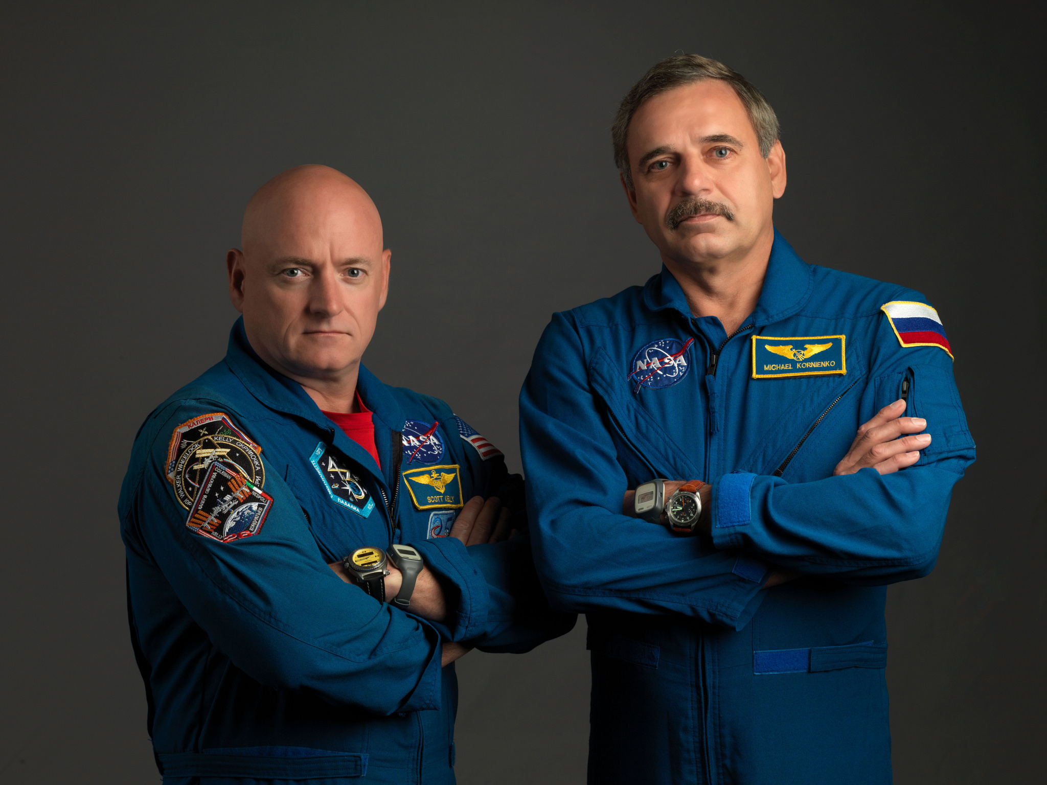Американският астронавт Скот Кели и руският космонавт Михаил Корниенко