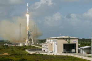 Изстрелват ракета с британски комуникационен спътник