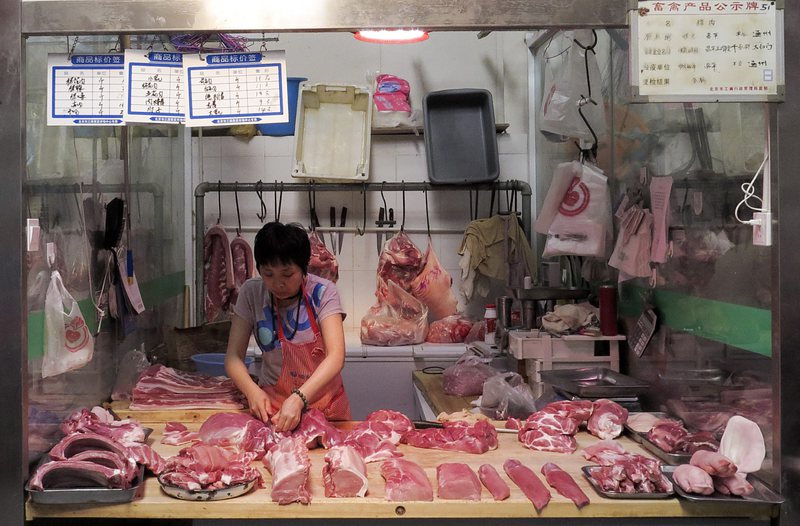 Прекалената консумация на червено месо уврежда бъбреците