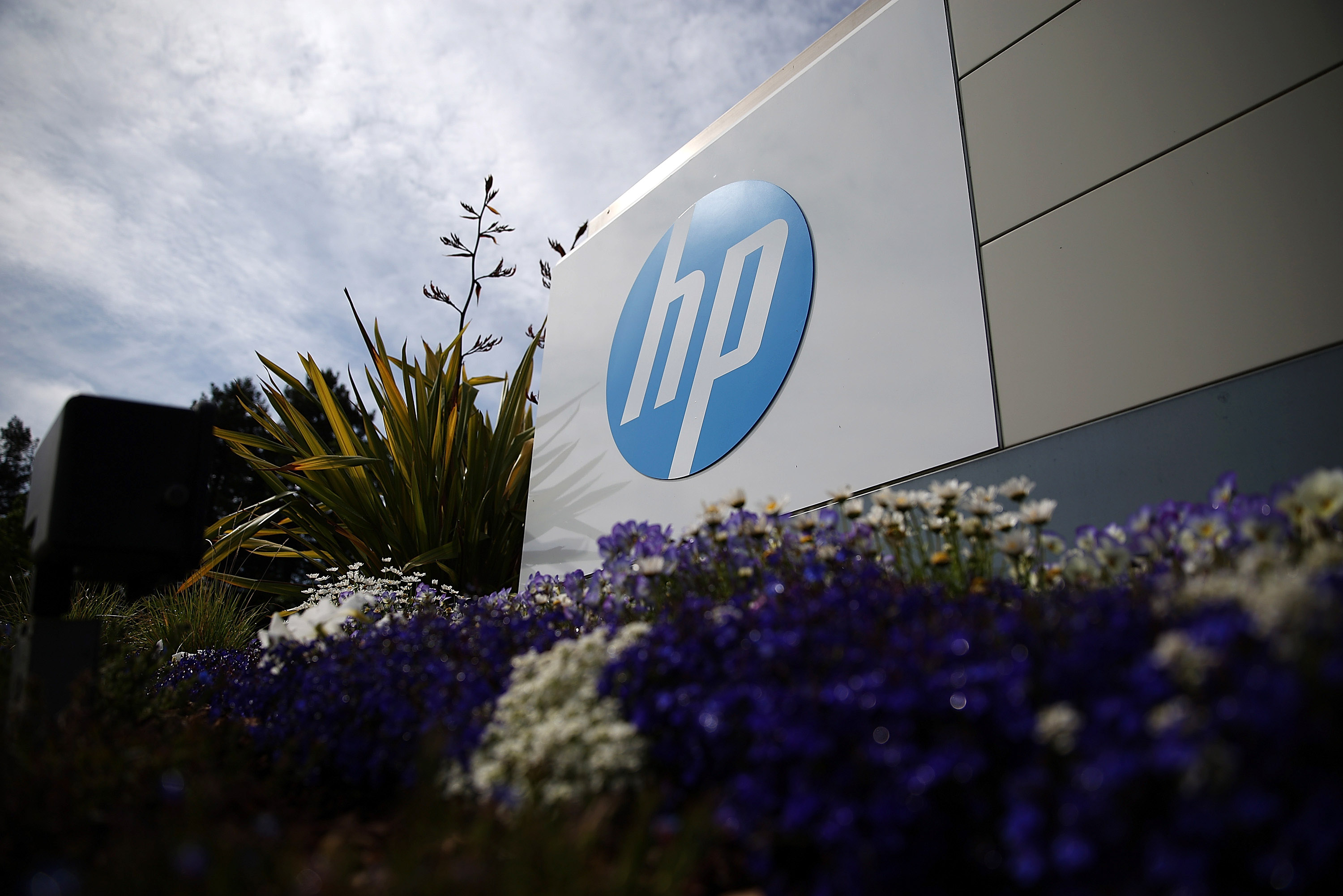 HP държи близо четвърт от РС пазара в EMEA