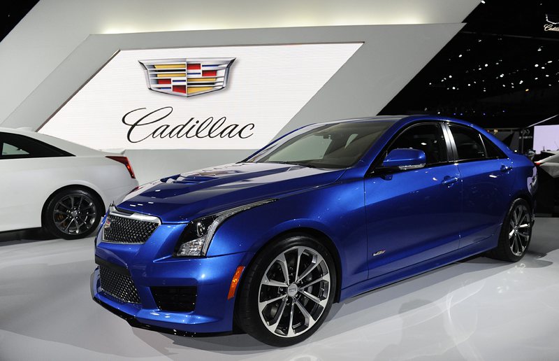 Cadillac превръща малките дилъри в ”бутикови” магазини