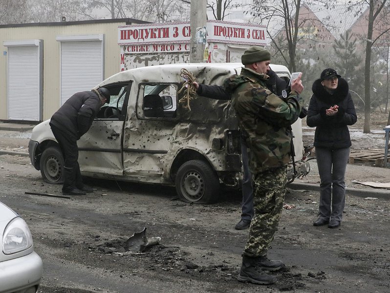 Двете страни в украинския конфликт се обвиниха взаимно за атаката