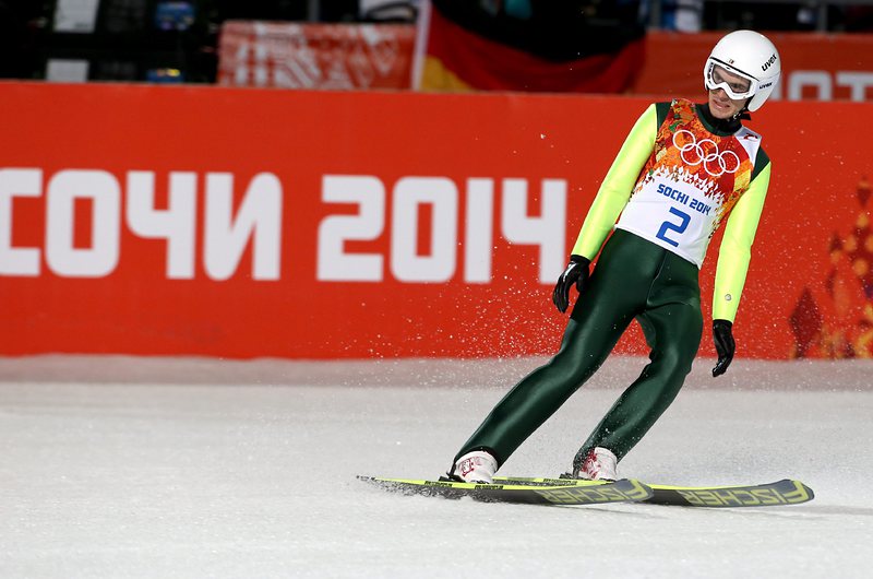Владимир Зографски преодоля квалификацията за състезанието от Световната купа по ски скок