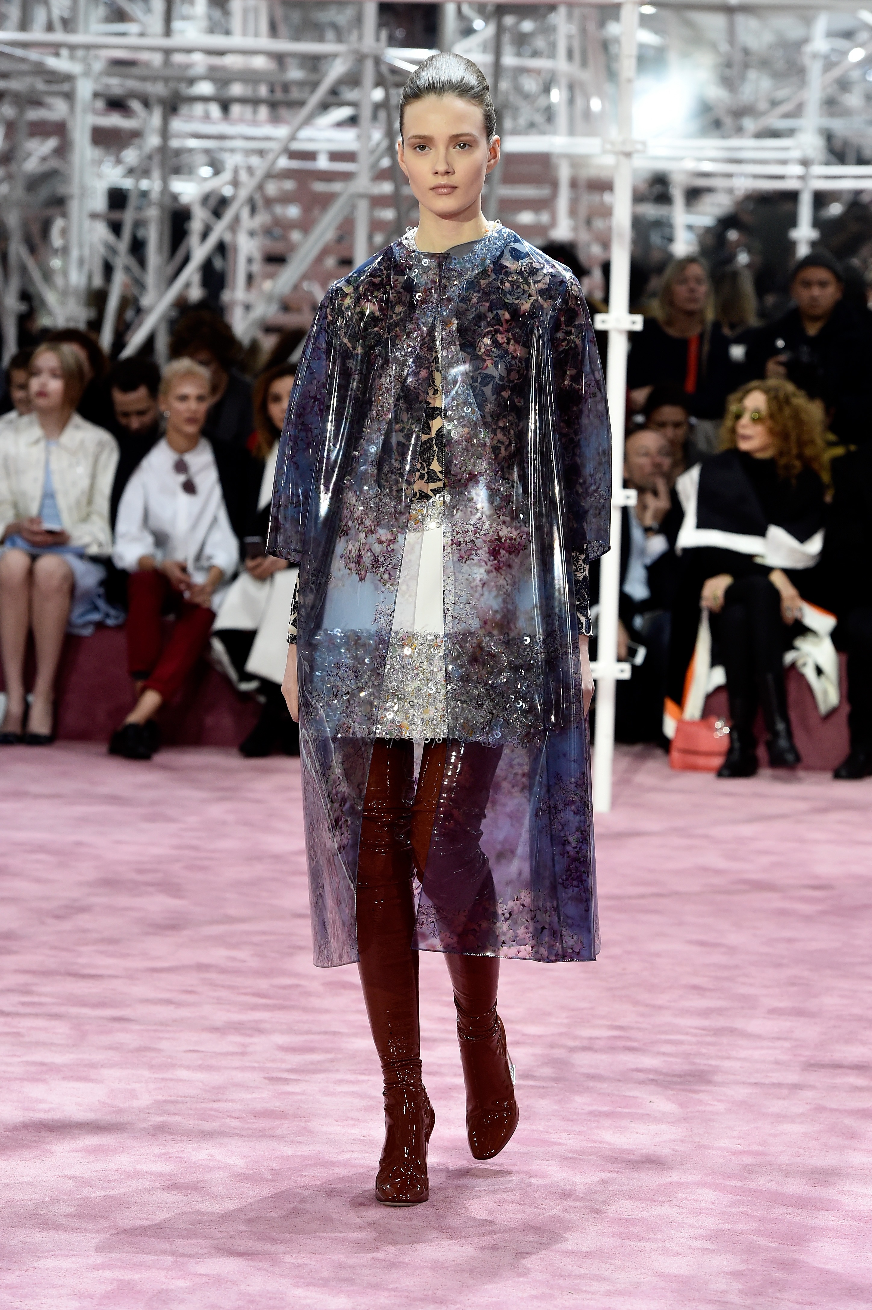 Ревю на Диор на Седмицата на модата в Париж януари 2015