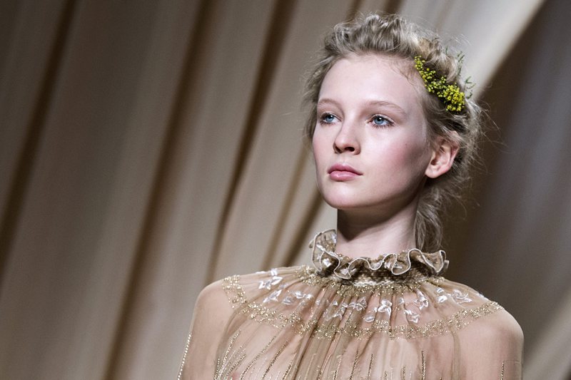 Колекция висша мода на Valentino пролет/лято 2015