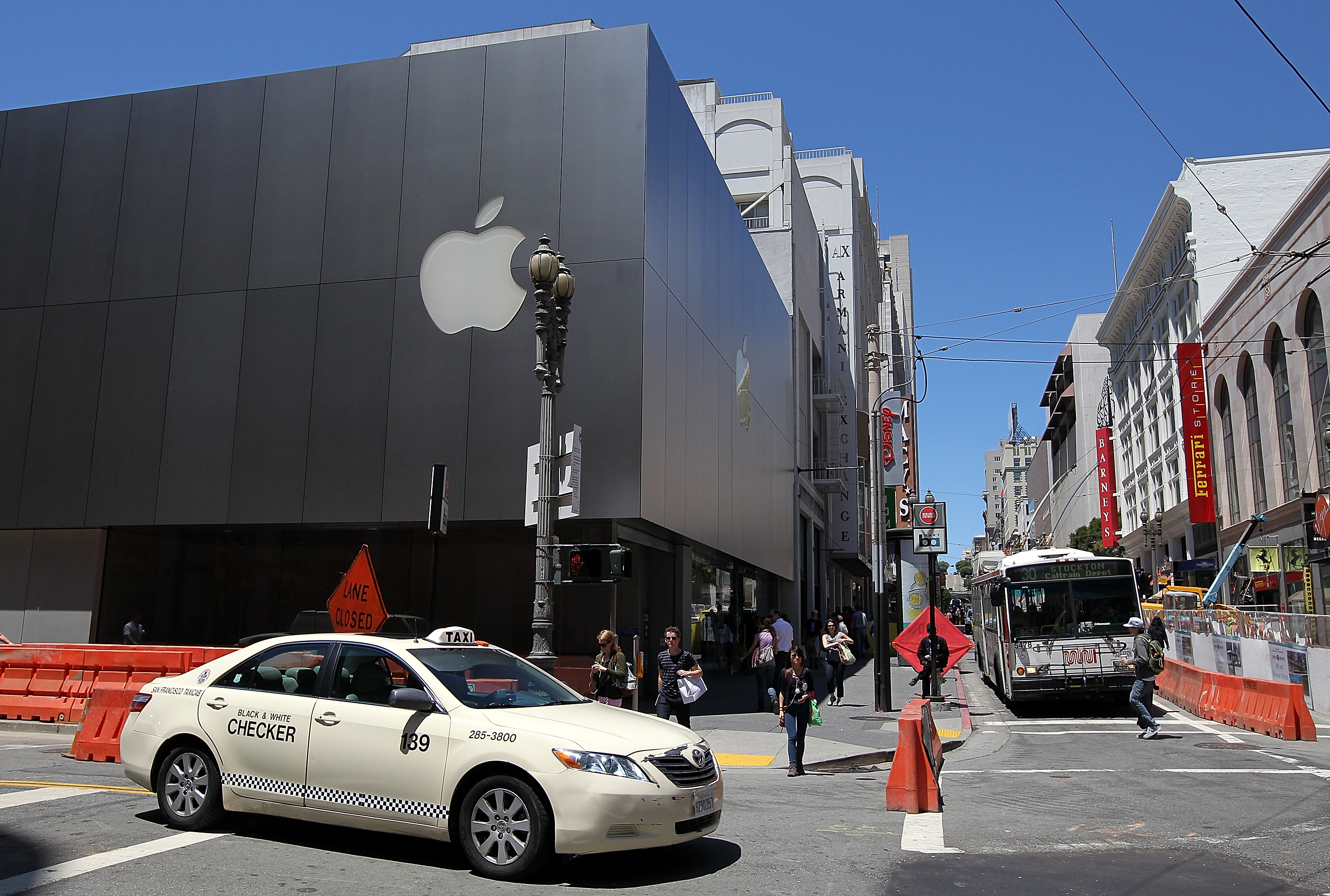 Мистериозна кола на Apple в Сан Франциско