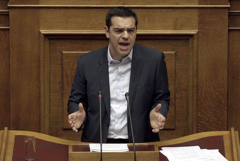 Не можем повече да се правим, че държавният дълг на страната е устойчив и че можем да го обслужваме, каза Ципрас