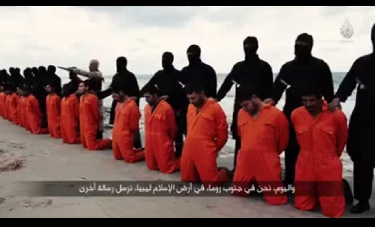 Екзекуцията на египетските копти бе показана в ужасяващ видеозапис от ”Ислямска държава”